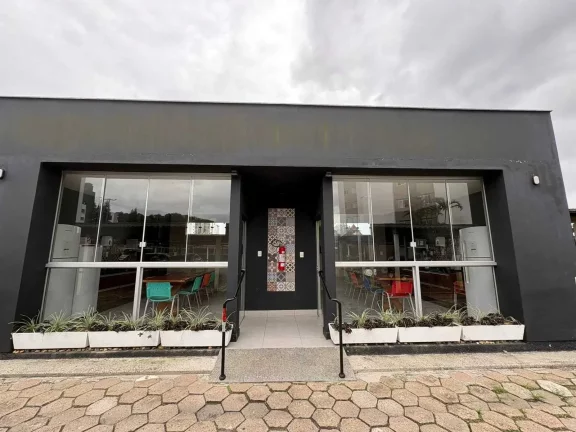 Imagem Apartamento com 3 dormitórios e 1 vaga de garagem em Joinville/SC