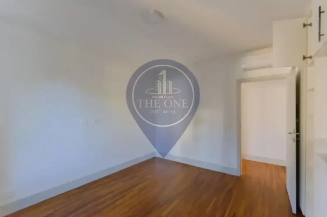 Imagem Luxuoso apartamento de 3 quartos na Vila Monumento, São Paulo-SP: 182m², 1 suíte, 2 salas, 4 banheiros e vaga de garagem.