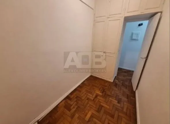 Imagem Apartamento à venda no Leme, 48m2, 2Quartos, na R. Dias Lopes.
