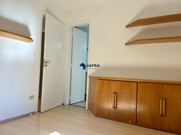 Imagem Venda 2 quartos (1 suíte) com vaga fixa Shopping Frei Caneca