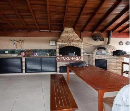 Imagem Aconchegante Apartamento com sacada, carpete de madeira nos 2 dormitórios e na sala, à venda, 65 m² por R$ 390.000 - Vila Rosália - Guarulhos/SP