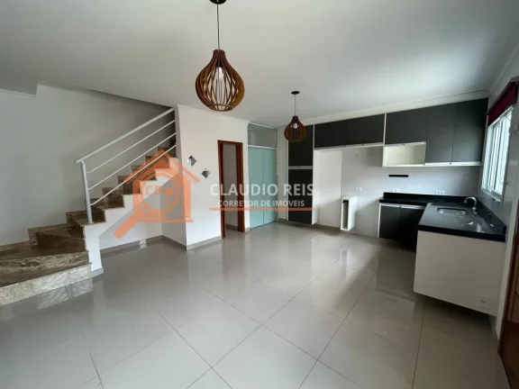 Imagem Sobrado com 2 Quartos à venda, 70m² - Campo Grande