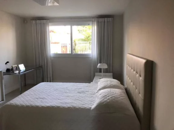 Imagem Linda casa venda em Macaé RJ , Cancela Preta 900m2.