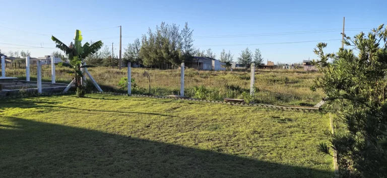 Imagem Casa à venda, com 2 quartos, 78m²