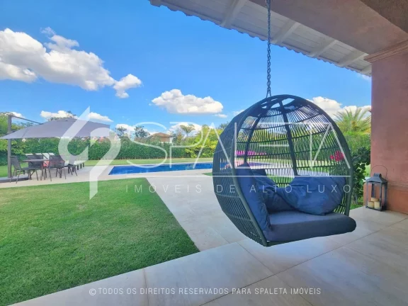 Imagem Linda residência com arquitetura toscana à venda no Boulevard da Fazenda da Grama