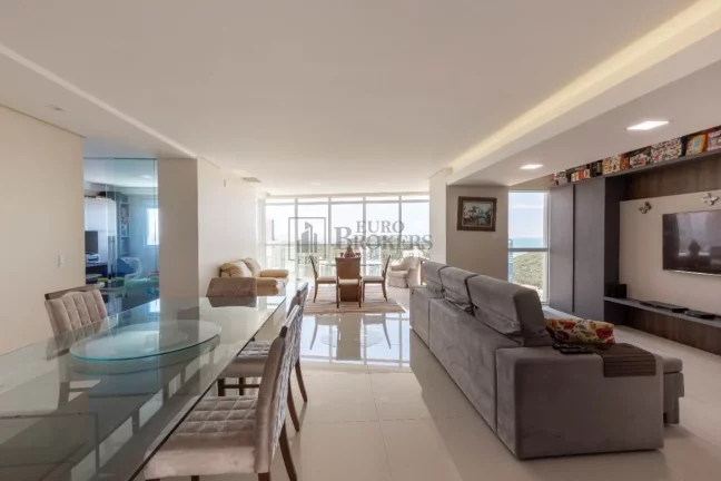 Imagem Apartamento à venda com 04 suítes no Centro de Balneário Camboriú/SC
