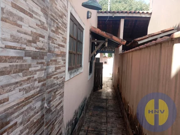 Imagem VENDO DUPLEX DE 2 QUARTOS EM CONDOMINO FECHADO