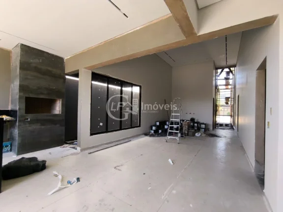 Imagem Imperdível oportunidade: Casa à venda em Campo Grande-MS, Carandá Bosque - 3 quartos, 2 suítes, 2 salas, 5 banheiros, 2 vagas, 180m².