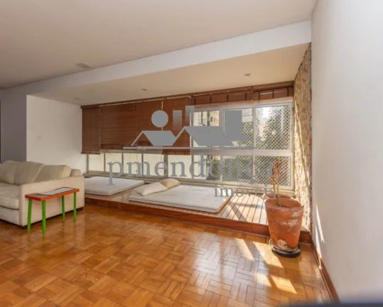 Imagem Apartamento 3 quartos, 1 suite, 1 vaga, 237 m2