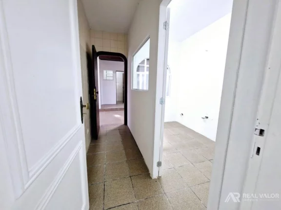 Imagem Salas Comerciais para Locação de Estética Saúde e Bem-estar com Aproximadamente 15m2 ao Lado do Condor do Pinheirinho em Curitiba
