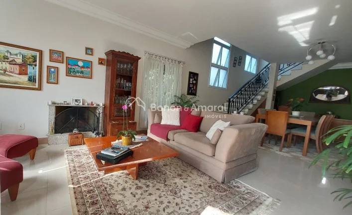 Imagem Imóvel aconchegante e com acabamento de muito bom gosto, ideal para quem busca conforto, privacidad...