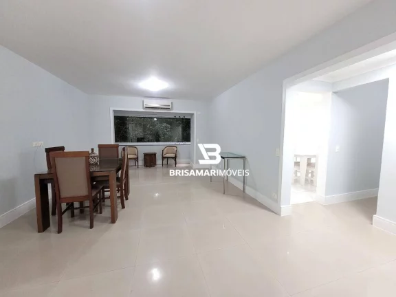Imagem PITANGUEIRAS- CALÇADÃO , LINDO APARTAMENTO TOTALMENTE REFORMADO , GARAGEM NO PRÉDIO.