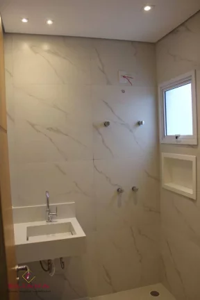 Imagem Sobrado à venda em São Paulo, Jardim Regina, com 3 quartos, 160m²