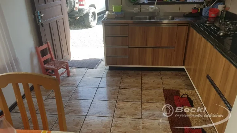 Imagem Casa no bairro Guanabara - Joinville