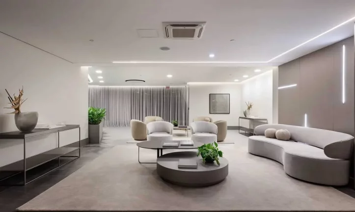 Imagem Cobertura Duplex com 7 suítes e 4 vagas de garagem em Balneário Camboriú SC