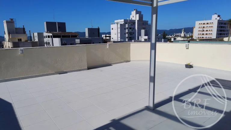 Imagem Vendo cobertura plana em Balneário Estreito Fpolis SC, 162,35m2