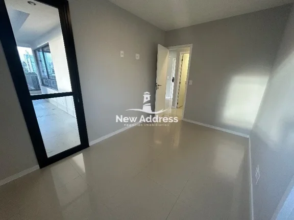 Imagem Apartamento de 3 quartos, com 129m² e sol da manhã, à venda na Enseada do Suá - Vitória