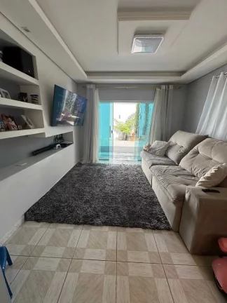 Imagem Casa com 3 dormitórios e 2 vagas de garagem Itinga | Araquari/SC