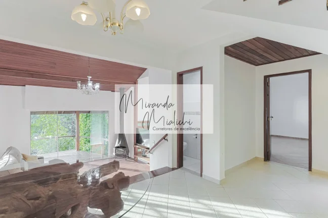 Imagem Casa com 4 quartos, sendo 2 suítes à venda no Córrego Grande