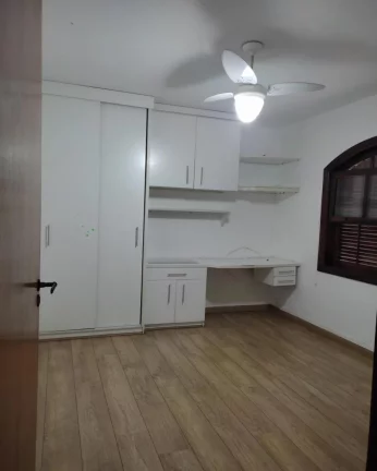 Imagem Sobra muito lindo com 4 dormitórios 3 vagas edícula hidromassagem Fl55