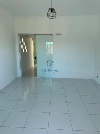 Imagem Casa com piscina à venda para seu refúgio no litoral Massaguaçu - Caraguatatuba/SP