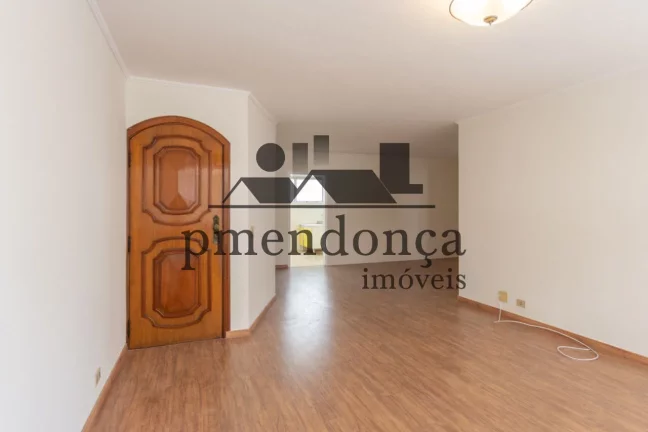 Imagem Apartamento em Higienópolis com 158m², 4 quartos (1 suíte) e 2 vagas.