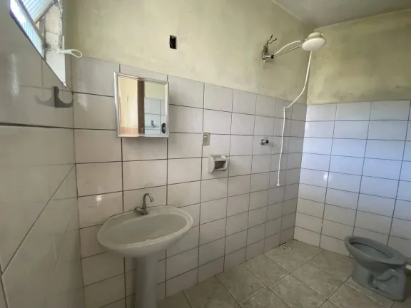 Imagem Casa à venda no bairro Floresta, com 2 quartos , sendo uma suíte