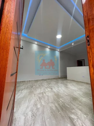Imagem Casa com Piscina na Praia de Itanhaém, 359.900,00