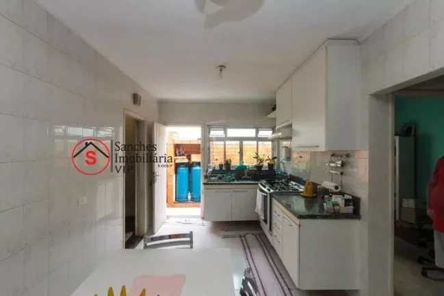 Imagem CASA TÉRREA COM 4 DORMITÓRIOS A VENDA NA VILA PRUDENTE, PRÓXIMO AO LARGO DA VILA ZELINA. TERRENO DE 300 METROS 10X30