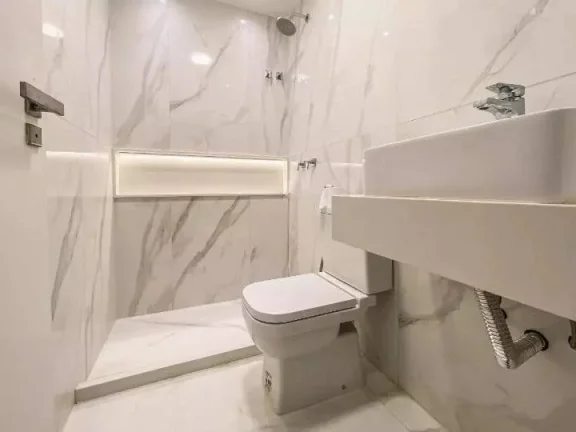 Imagem Apartamento todo reformado rua Sá ferreira com Atlântica 184m2