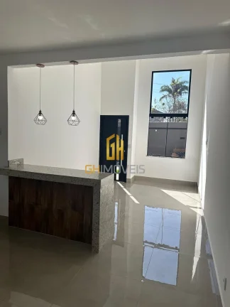Imagem A casa possui 

- 3 quartos sendo 1 suíte 
- Sala 
- Cozinha 
- Banheiro social 
- Área Gurmet 
- ...