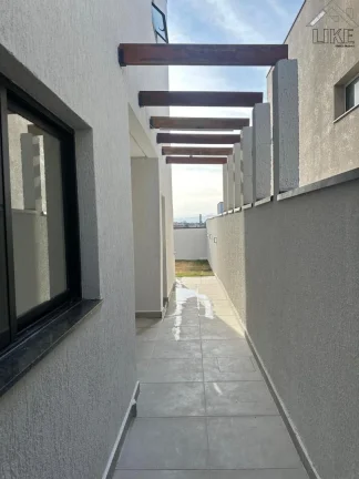 Imagem Sobrado no Condomínio Malibu em Caçapava.