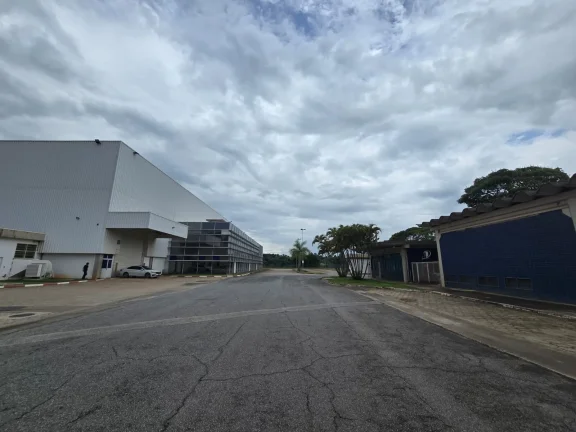 Imagem Galpão para alugar em Sorocaba, 14.028 m² Fácil acesso para a Rodovia Castelo Branco