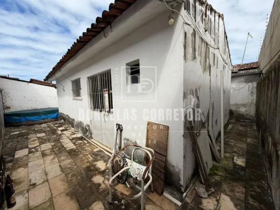 Imagem Casa à Venda na Ilha de Itamaracá com Quintal Amplo