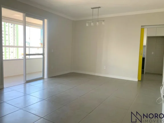 Imagem Apartamento 3 dormitórios com suíte e sacada na Av. Presidente Vargas
