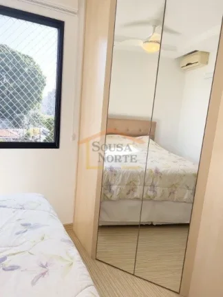 Imagem Apartamento de 84m², conta com 2 dormitórios, sendo 1 suíte, 2 banheiros, dispõe de ar-condicion...