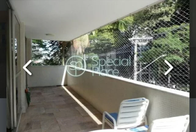Imagem Apartamento com 241m²,03 dormitórios, 03 suítes, 04 banheiros, 03 vagas de garagem. Prédio com l...