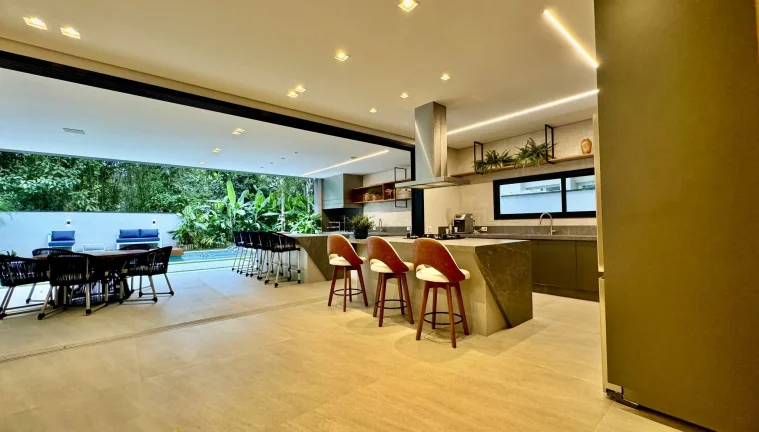Imagem Imponente mansão de 6 suítes na Riviera de São Lourenço Módulo 17: 6 quartos, 3 salas, 6 vagas, 637m². Luxo e sofisticação!