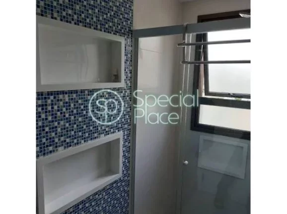 Imagem Ótimo apartamento com 115m² em Moema Pássaros Moderno, andar alto, muita luz natural Living com v...