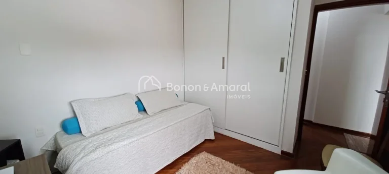 Imagem Apartamento à venda no Jd.lamboyant, 3 quartos e 1 suíte

Aconchegante, arejado, iluminado e em ó...