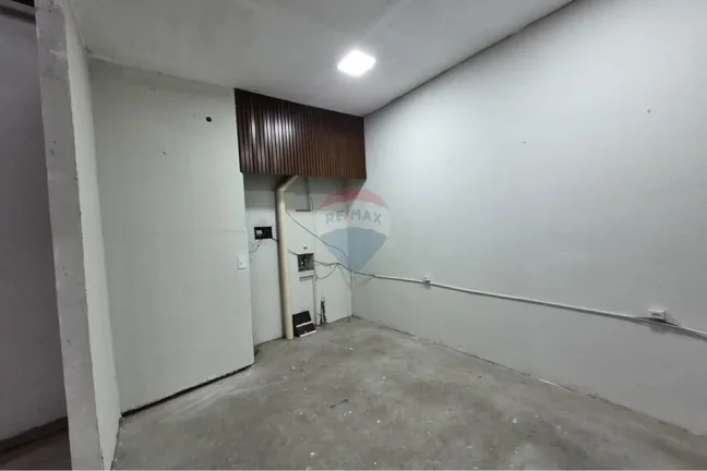 Imagem Galpão Novo em Votorantim: Moderno e Funcional!