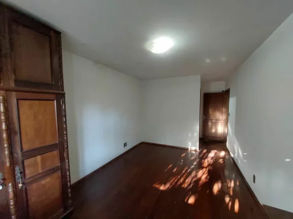 Imagem Casa à venda em Porto Alegre, Rio Branco, com 5 quartos, 176m2