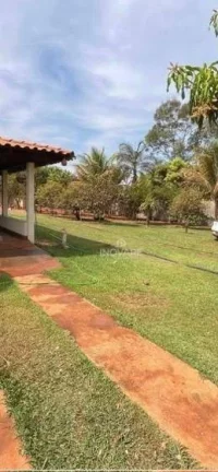 Imagem Rancho com 3 dormitórios à venda por R$ 230.000,00 - Zona Rural Itumbiara - Itumbiara/GO