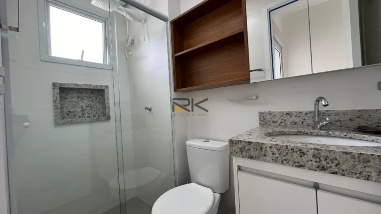 Imagem APARTAMENTO À VENDA NA PRAIA GRANDE COM 1 DORMITÓRIO,SALA DE ESTAR E JANTAR