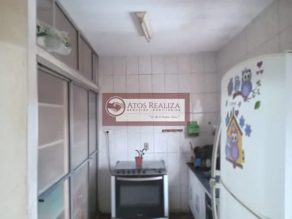 Imagem OPORTUNIDADE: Casa a venda no residencial Cocia. Vendo casa no residencial Cocaia, em um terreno de 252M² casa de esquina, com 2 Dormitórios, 2 banheiros, 2 Vagas de garagem, quintal amplo, canil separado. Valor de oportunidade, R$ 450k aceita financiamen
