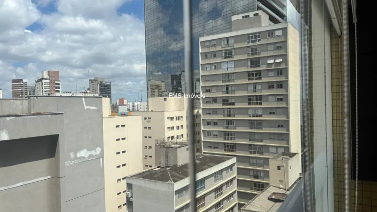 Imagem Apartamento para locação na Consolação, São Paulo-SP: 1 quarto, 1 sala, 1 banheiro, 1 vaga de garagem, 50m² de área.