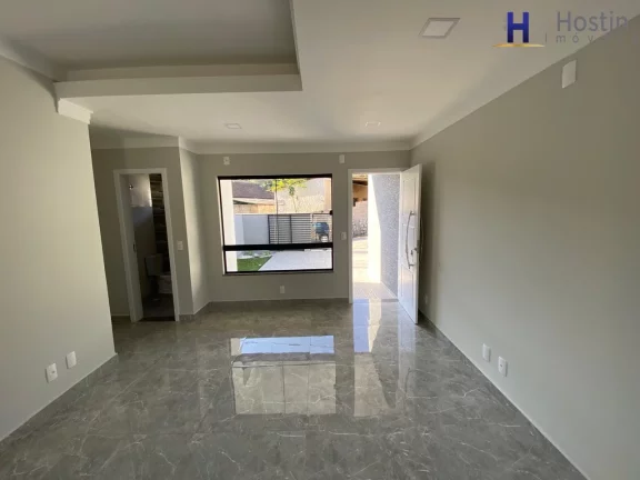 Imagem Sobrado com suíte e dois quarto no centro