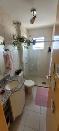Imagem Imperdível apartamento à venda em Macaé-RJ, Riviera Fluminense! 2 quartos, 1 suíte, 2 salas, 3 banheiros, 2 vagas de garagem. Confira!