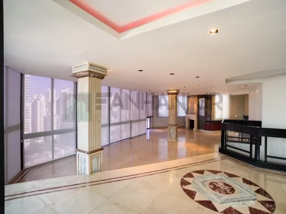 Imagem Magnifica Cobertura Tríplex, no bairro Pacaembu com vista panorâmica em 596m² uteis. 1º Piso: 4 dormitórios sendo 3 suítes, 1 dormitório foi aberto p