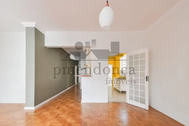 Imagem Ótimo apartamento na Rua Alagoas com 2 quartos e 1 vaga, 126m²